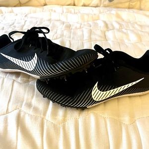 Nike racing zoom rival M